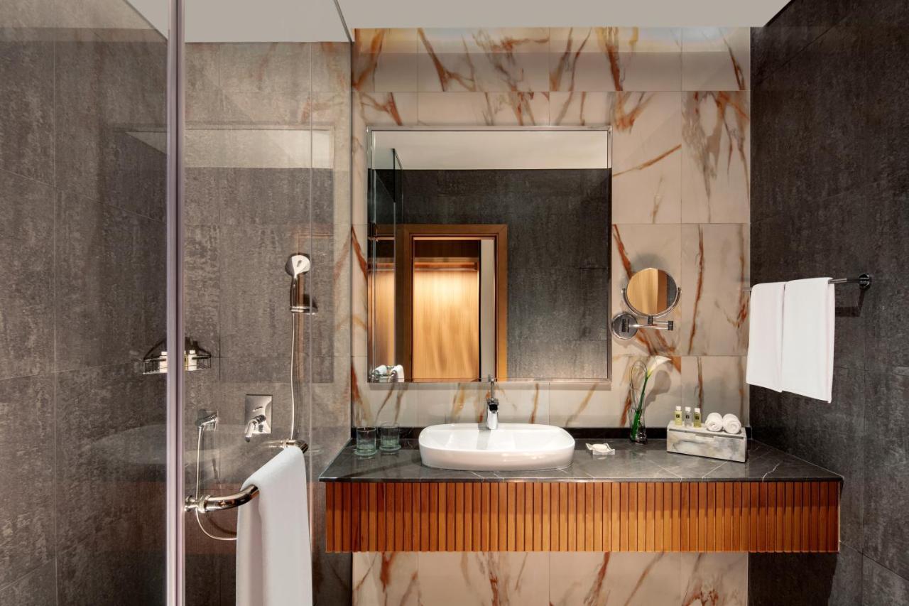 מלון The First Collection Dubai Business Bay מראה חיצוני תמונה Bathroom